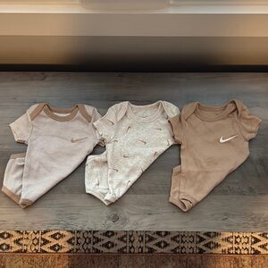 Nike Kids One Piece Set - Brown, Beige, and Striped